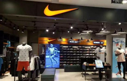  名牌服装进口清关进口关税是多少？怎样清关？